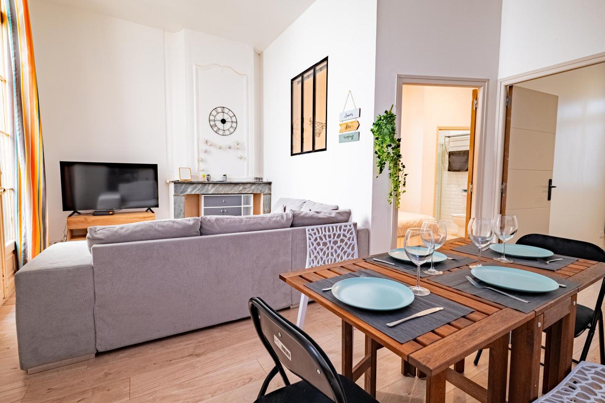 Les Suites Du Castillet Perpignan Bagian luar foto